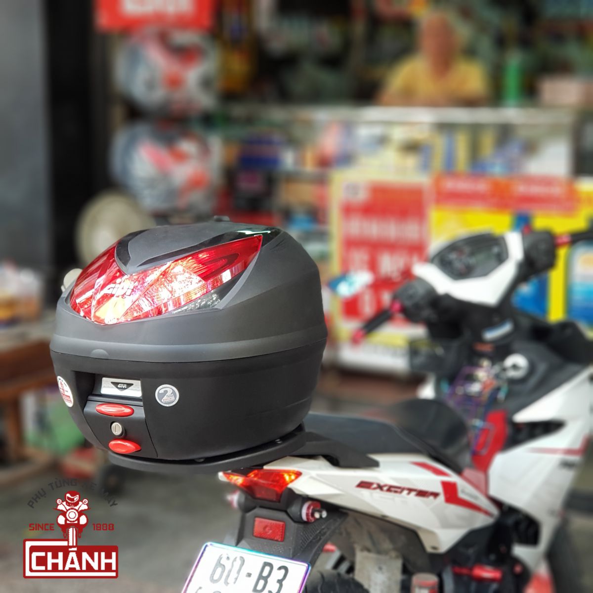 Thung-Givi-Exciter-150-10