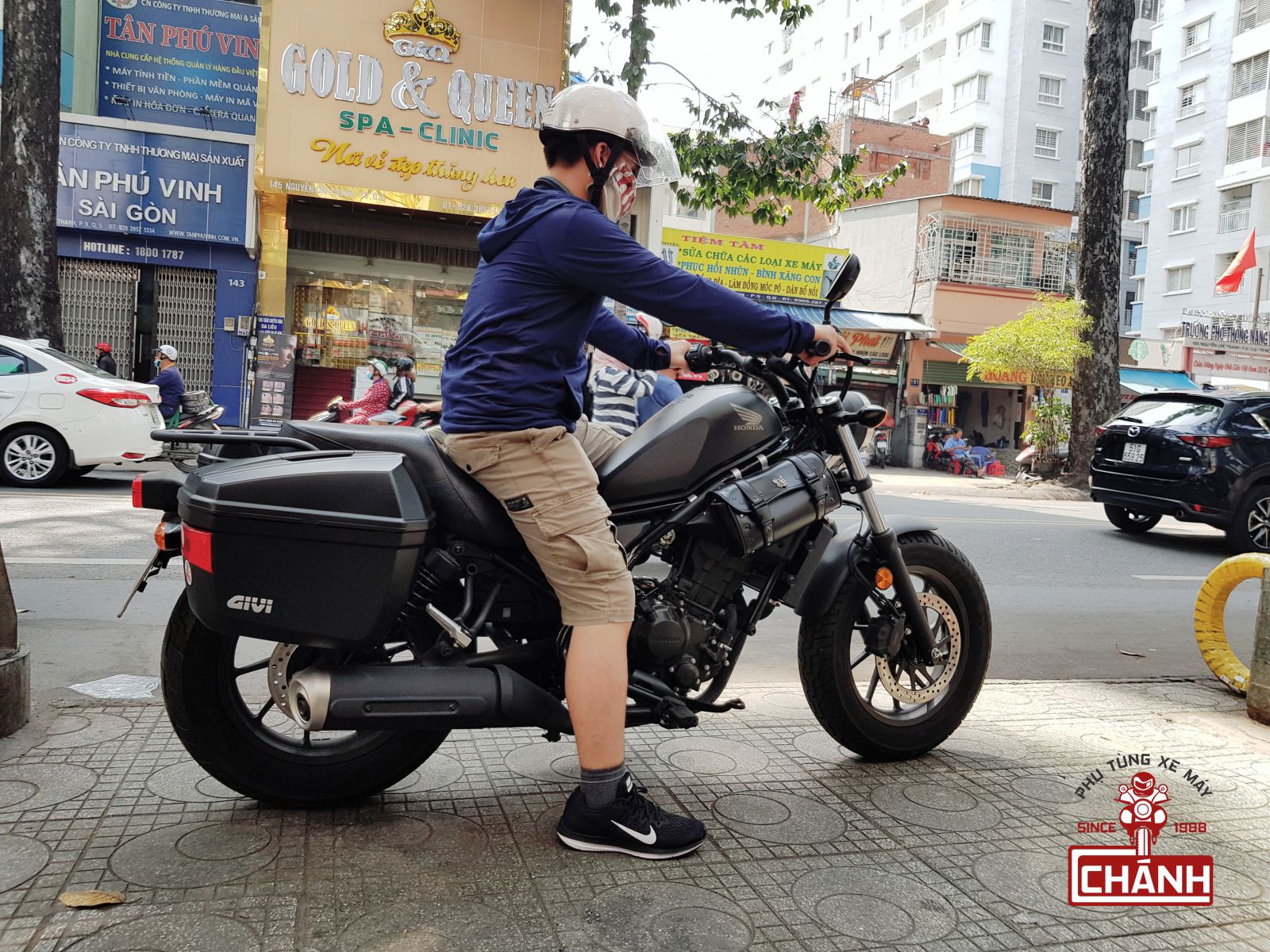 Thung-hong-Givi-E22N-7