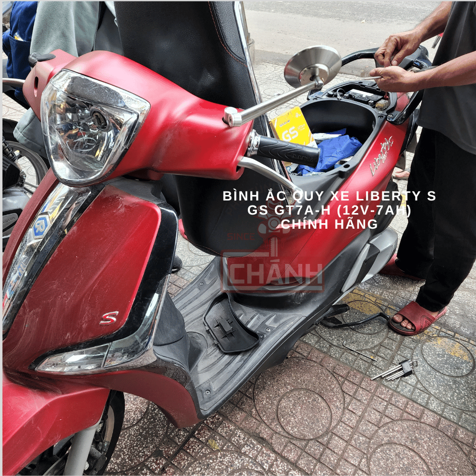 binh-Ac-quy-xe-Vespa-Liberty-125-chinh-hang-GS-12V-7AH-12
