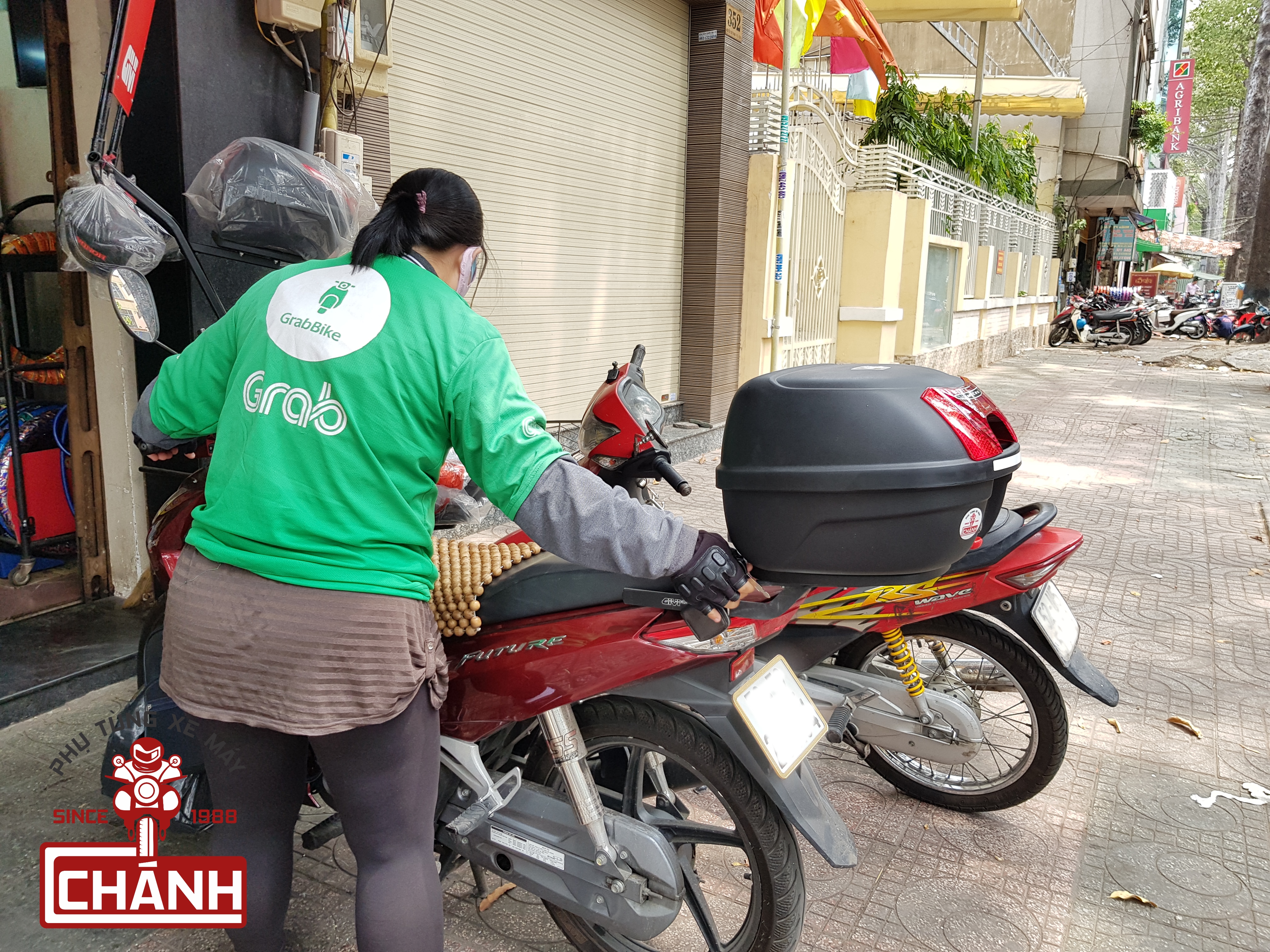 Combo thùng Givi cho xe Future 125 I Đại lý Givi Chánh Quận 10